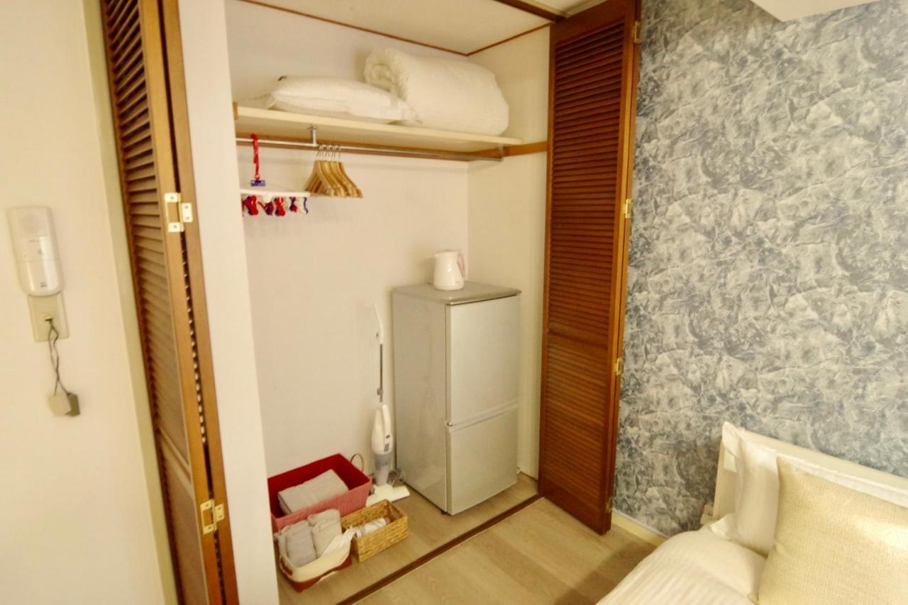 Nippombashi Art Hotel 503 Osaka Exterior photo